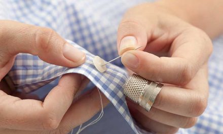 HOW TO SEW A BUTTON