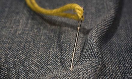 How to Sew With a Needle